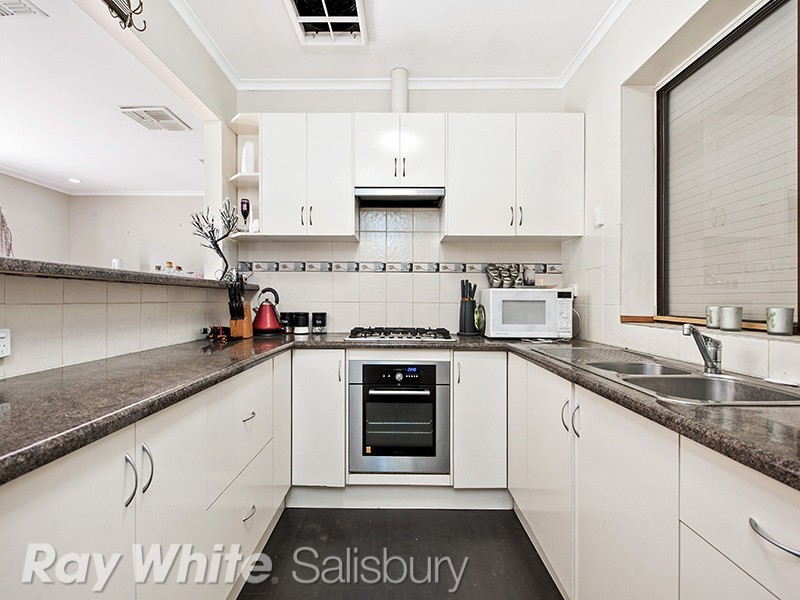 1 Frith Street, Elizabeth Grove SA 5112