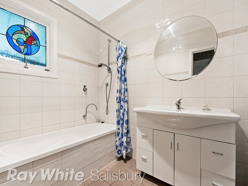 1 Frith Street, Elizabeth Grove SA 5112