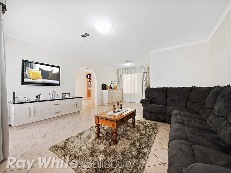 3 Niven Drive, Paralowie SA 5108