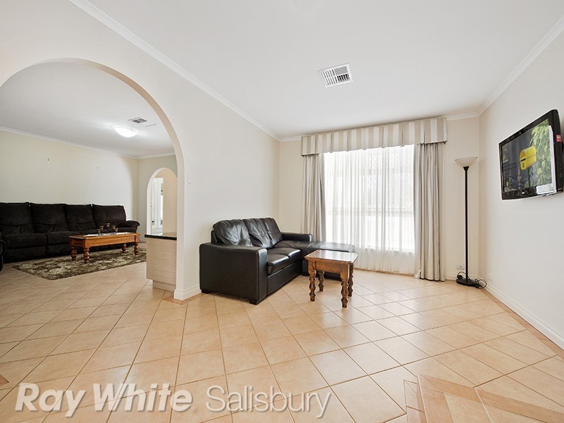 3 Niven Drive, Paralowie SA 5108