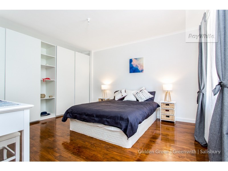 24 Carnarvon Avenue, Redwood Park SA 5097