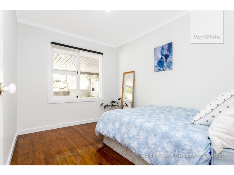 24 Carnarvon Avenue, Redwood Park SA 5097