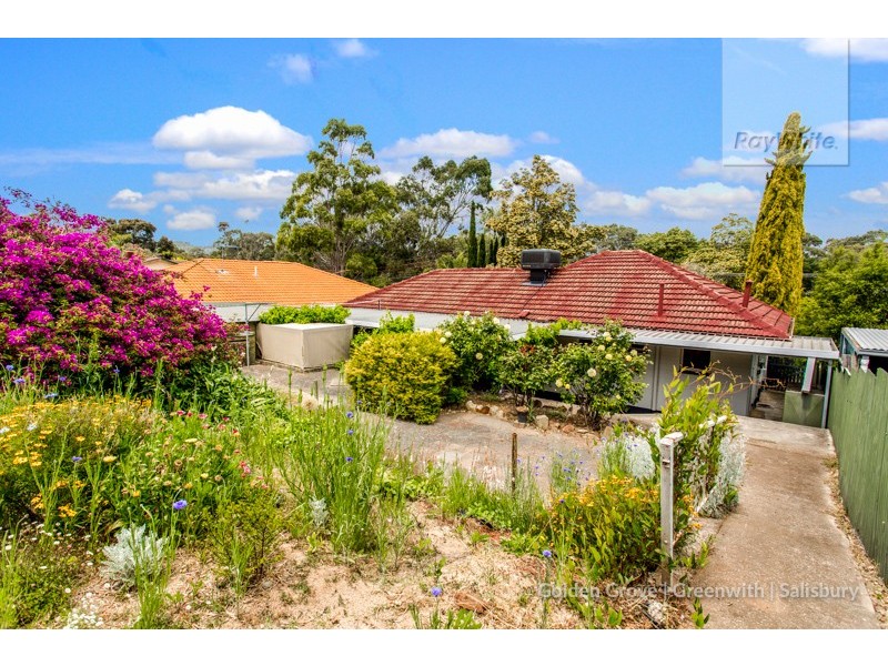 24 Carnarvon Avenue, Redwood Park SA 5097
