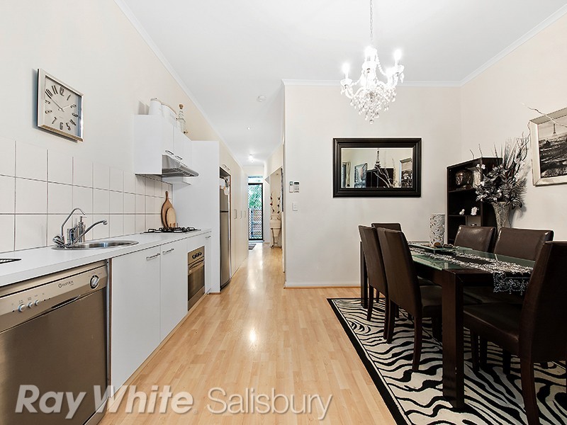 9 Templeton Street, Mawson Lakes SA 5095