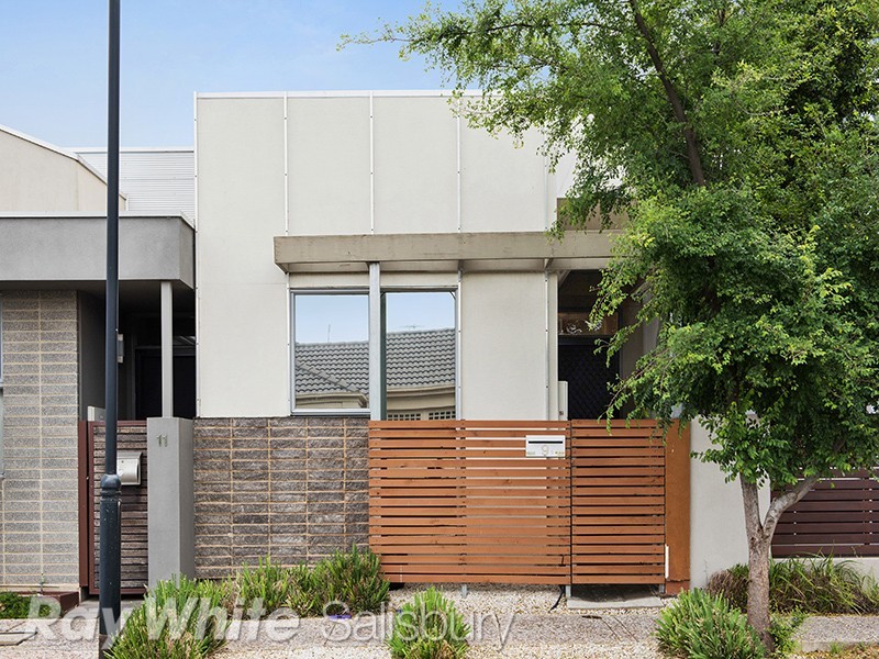 9 Templeton Street, Mawson Lakes SA 5095