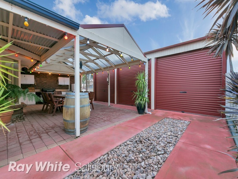 4 Chestnut Grove, Blakeview SA 5114