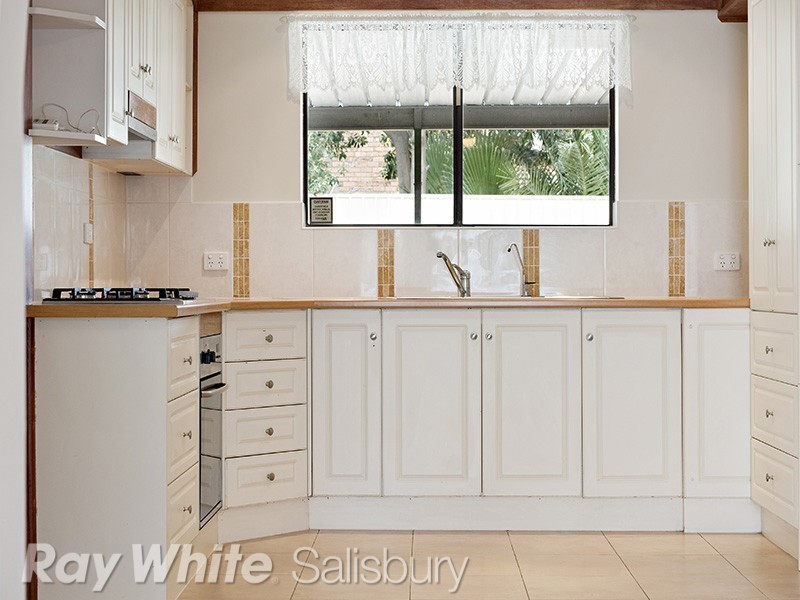 75 Gloucester Avenue, Salisbury East SA 5109