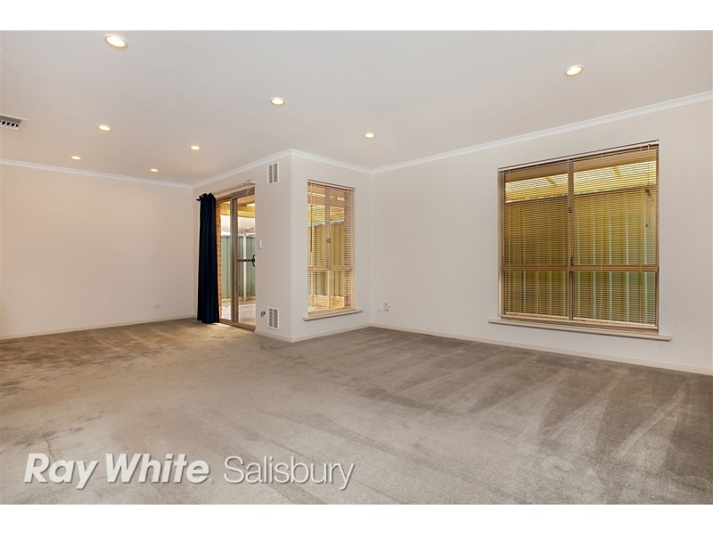 5 Oxford Court, Elizabeth Park SA 5113