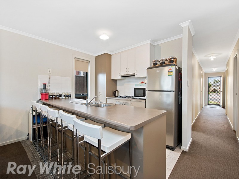 26 Almond Circuit, Munno Para West SA 5115