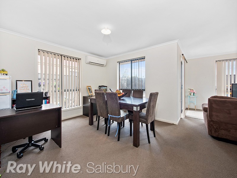 26 Almond Circuit, Munno Para West SA 5115