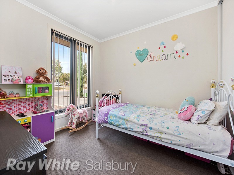 26 Almond Circuit, Munno Para West SA 5115