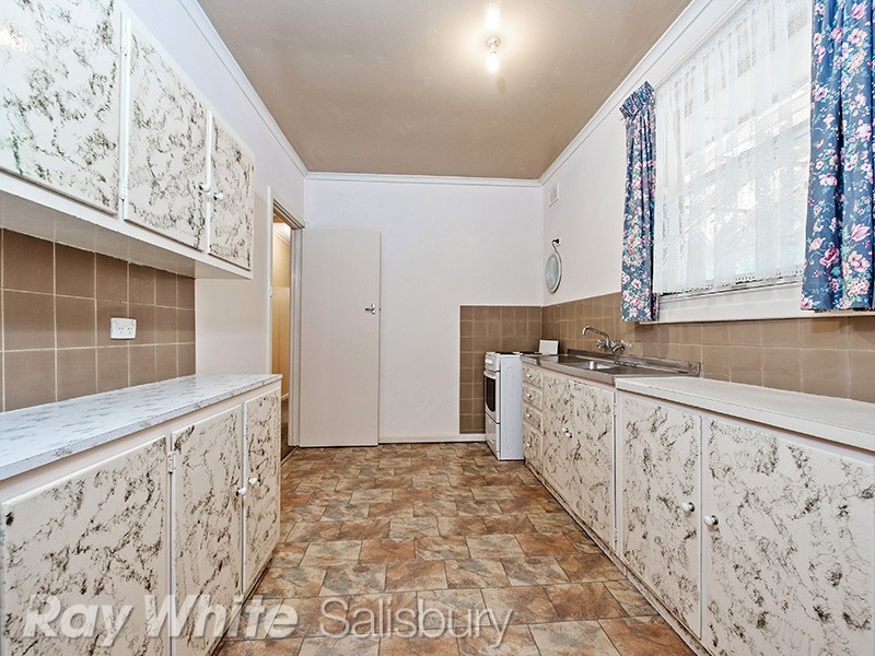 240 Midway Road, Elizabeth Downs SA 5113