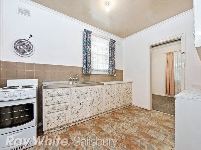 240 Midway Road, Elizabeth Downs SA 5113