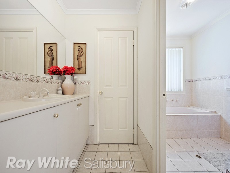 12 Carmelina Court, Parafield Gardens SA 5107