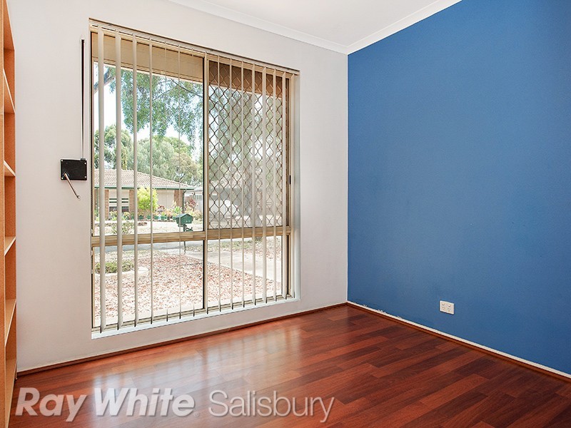 33 Lennox Drive, Paralowie SA 5108