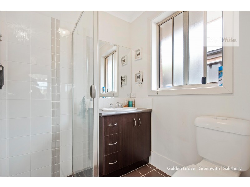 108 Lakeside Drive, Andrews Farm SA 5114