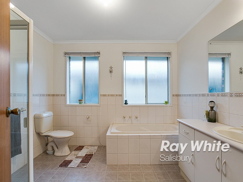 10 Majestic Avenue, Paralowie SA 5108