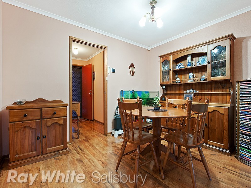 4 Eugene Crescent, Parafield Gardens SA 5107