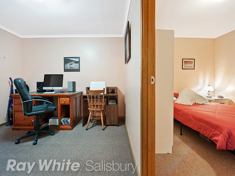 4 Eugene Crescent, Parafield Gardens SA 5107