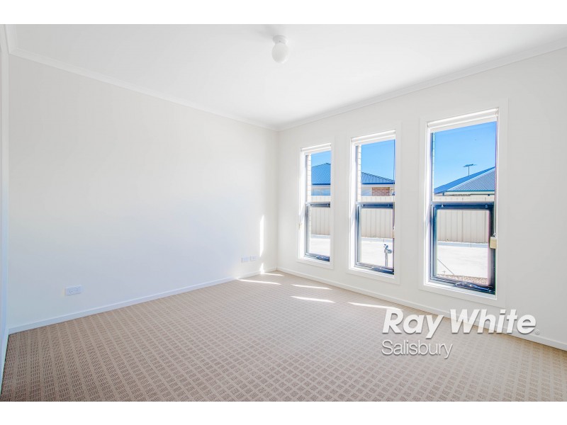 2/15 Springfield Avenue, Direk SA 5110