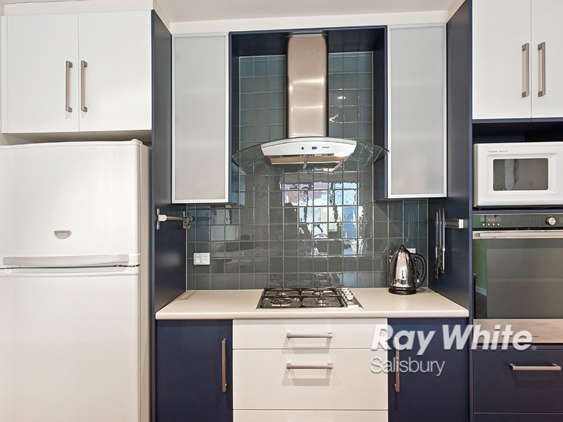 9 Robinson Street, Mawson Lakes SA 5095