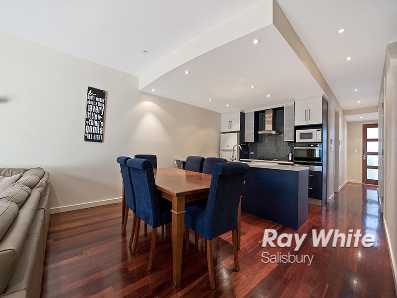 9 Robinson Street, Mawson Lakes SA 5095