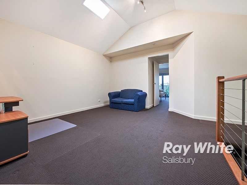 9 Robinson Street, Mawson Lakes SA 5095
