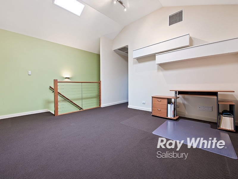 9 Robinson Street, Mawson Lakes SA 5095