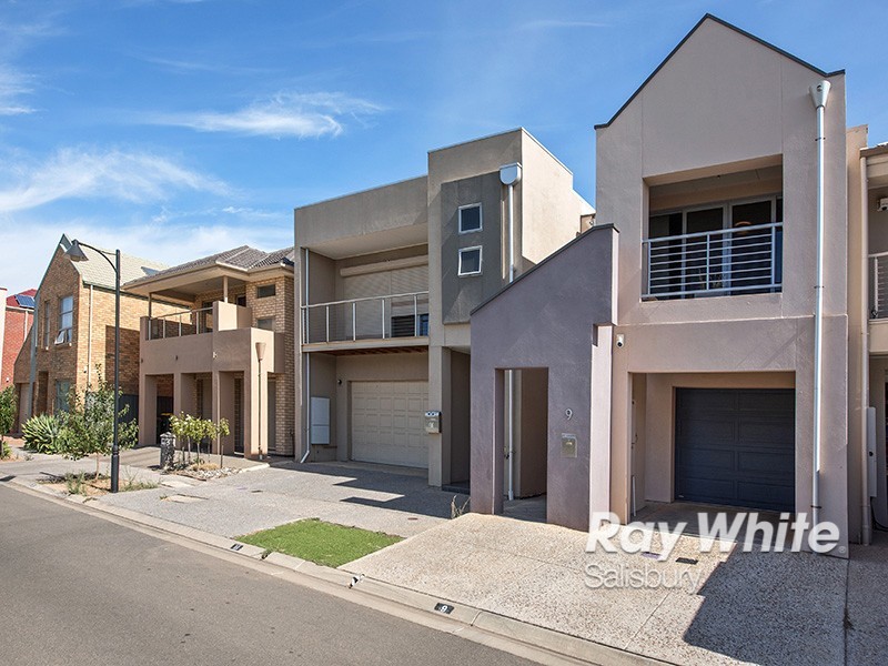 9 Robinson Street, Mawson Lakes SA 5095