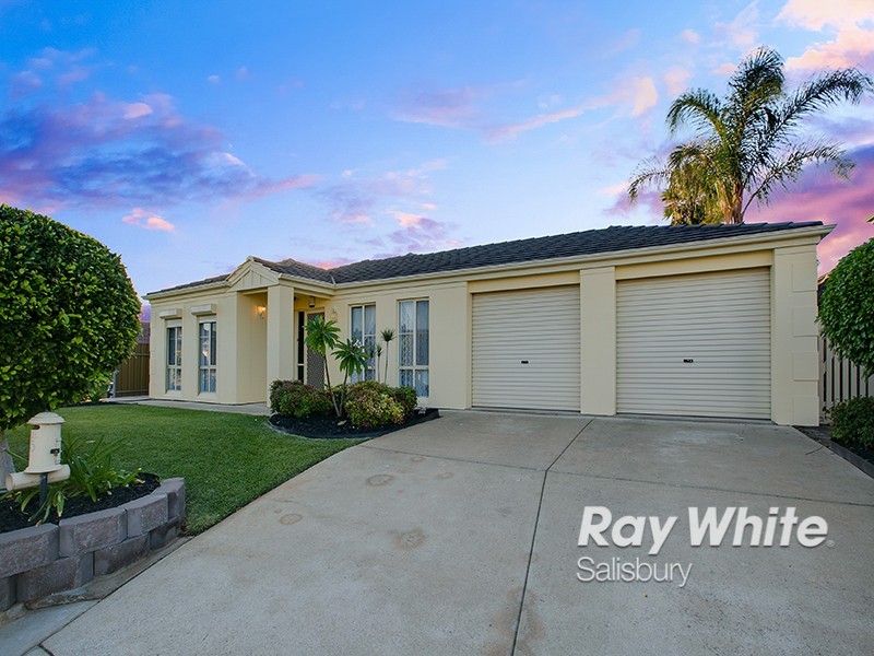 15 Columbia Street, Paralowie SA 5108