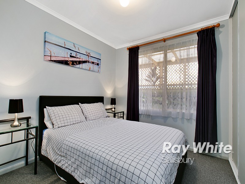 15 Columbia Street, Paralowie SA 5108