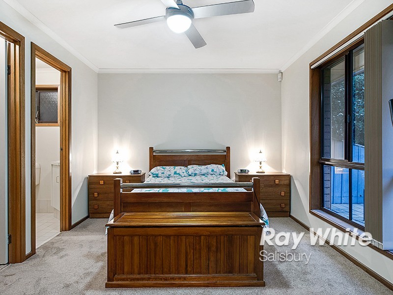 24 Petersens Parade, Salisbury Downs SA 5108