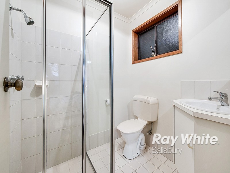 24 Petersens Parade, Salisbury Downs SA 5108