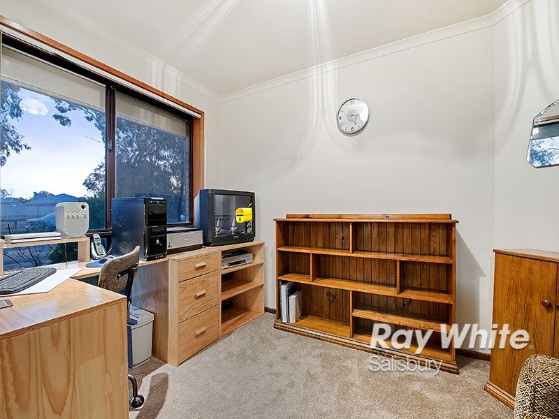 24 Petersens Parade, Salisbury Downs SA 5108