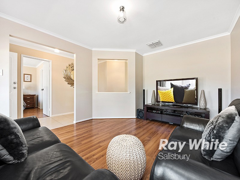 14 Finch Close, Andrews Farm SA 5114