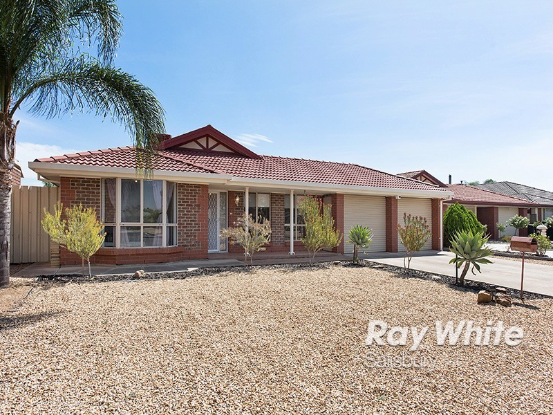 14 Finch Close, Andrews Farm SA 5114