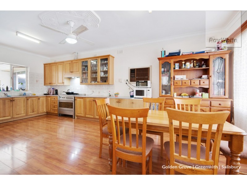 69 Martins Road, Salisbury Downs SA 5108