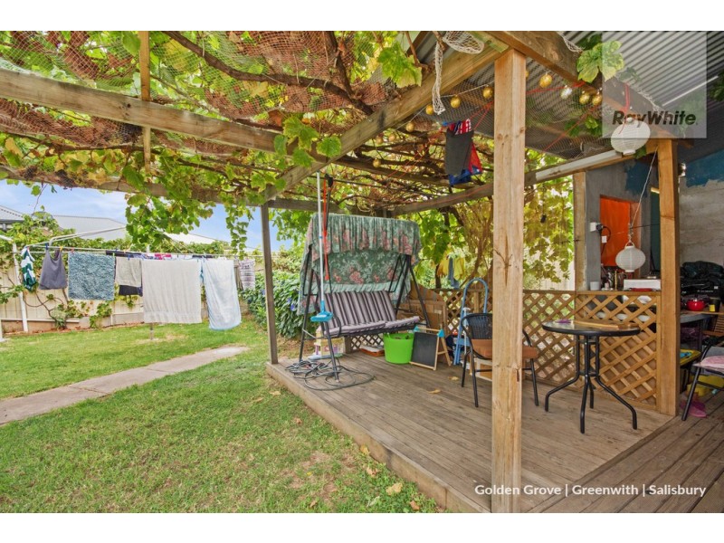 69 Martins Road, Salisbury Downs SA 5108