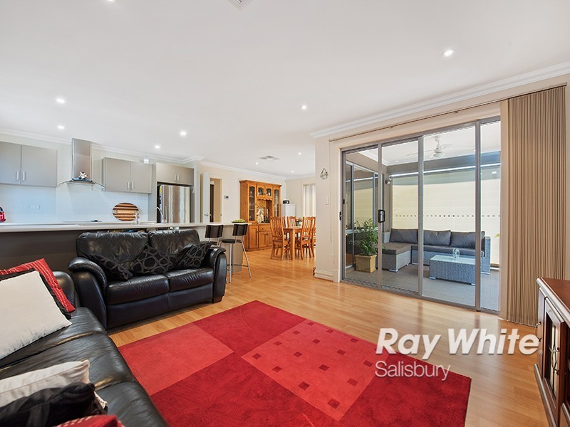 10D Barker Street, Willaston SA 5118