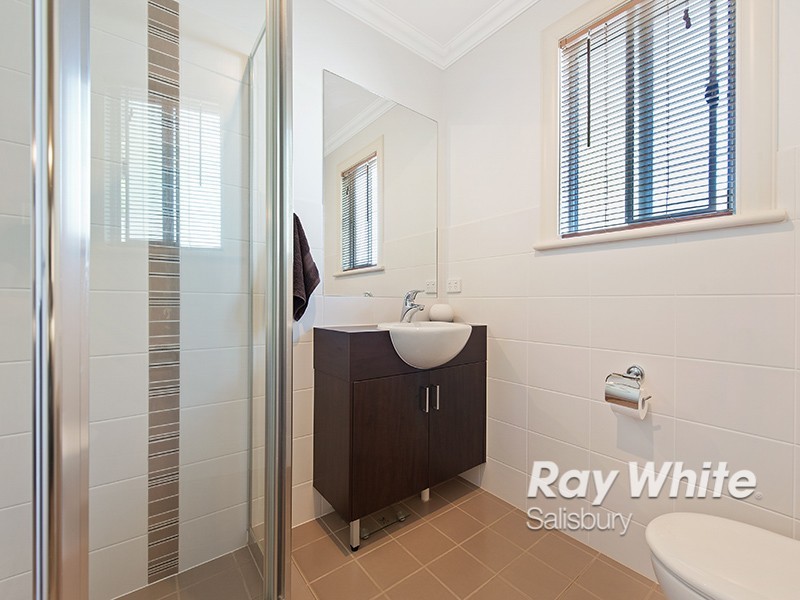 10D Barker Street, Willaston SA 5118