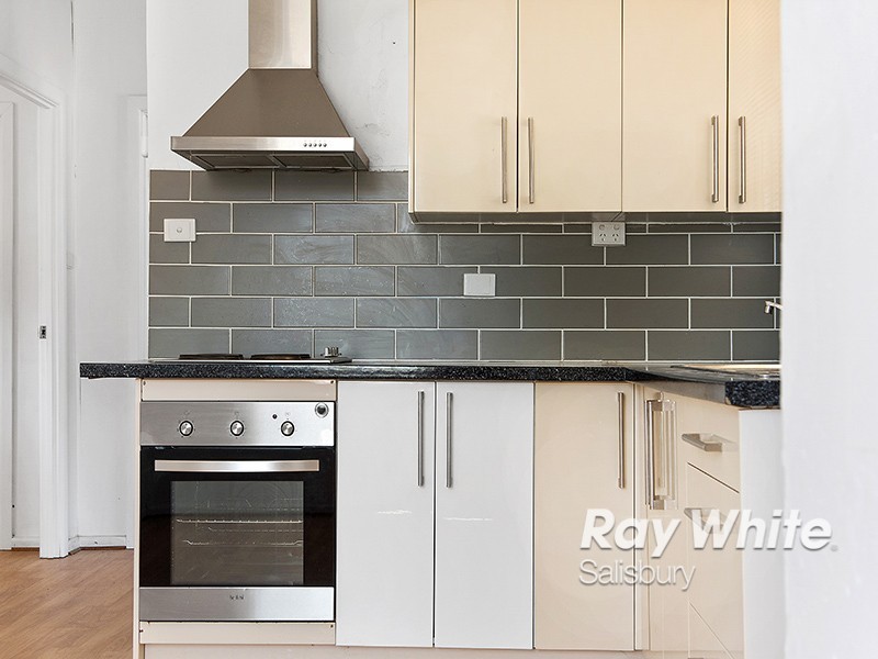 6 Chillingworth Road, Elizabeth East SA 5112