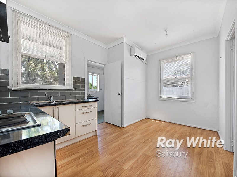 6 Chillingworth Road, Elizabeth East SA 5112