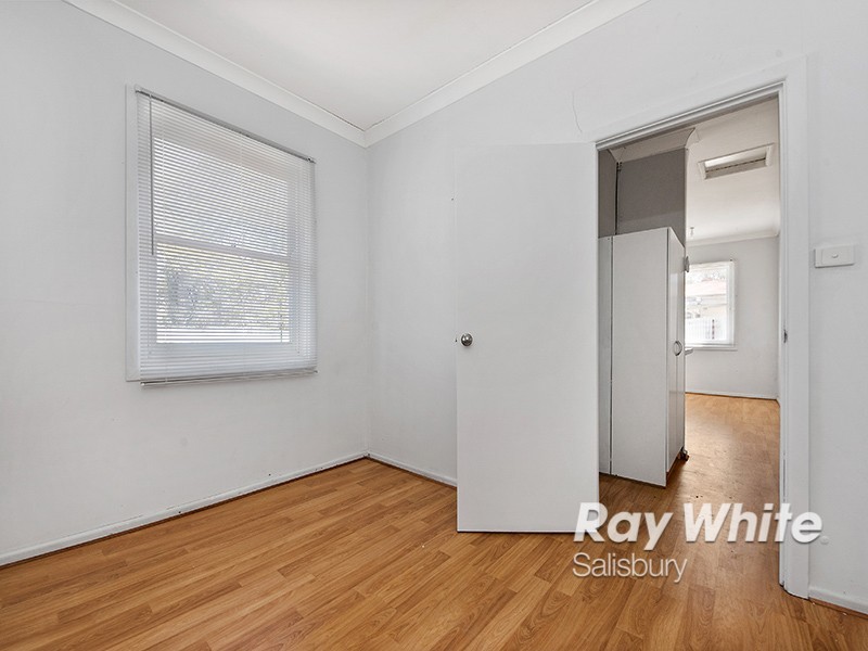 6 Chillingworth Road, Elizabeth East SA 5112