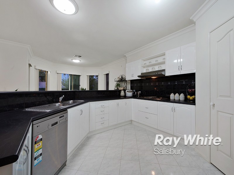 21 Fenden Road, Salisbury Plain SA 5109