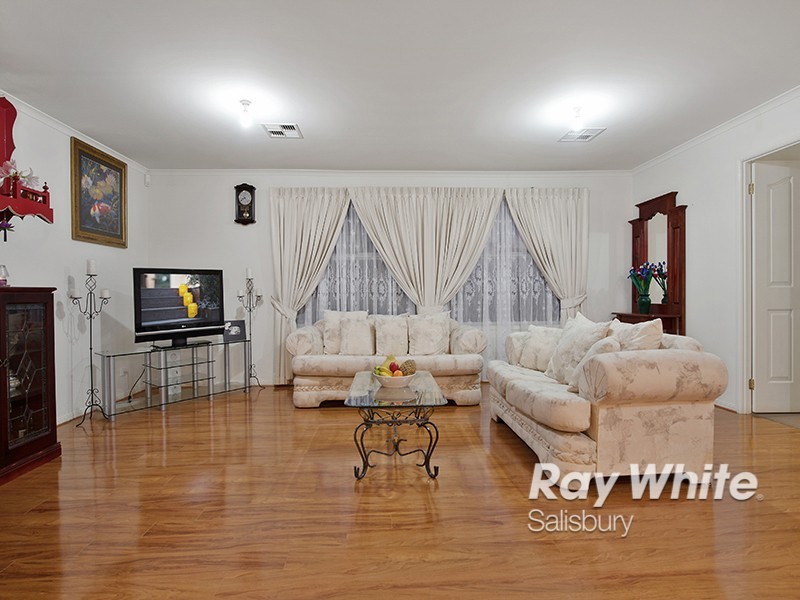 21 Fenden Road, Salisbury Plain SA 5109