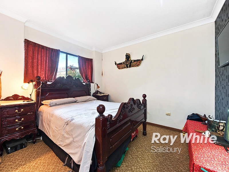 10 Dienelt Drive, Para Hills West SA 5096