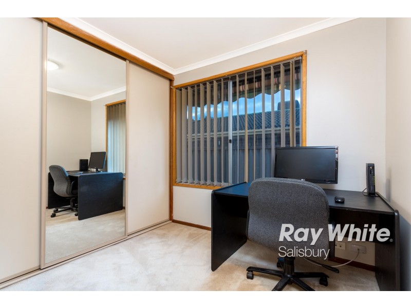 7 Guildford Close, Salisbury Heights SA 5109