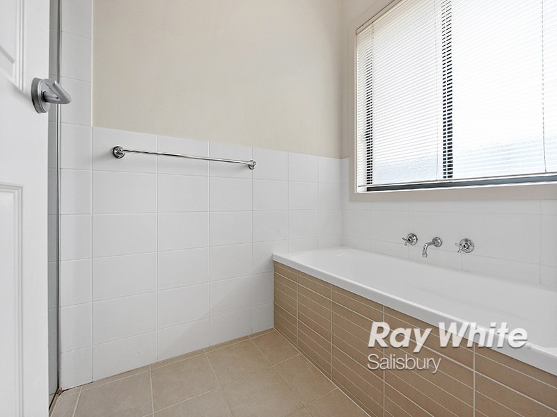 3 Macfarlane Way, Andrews Farm SA 5114