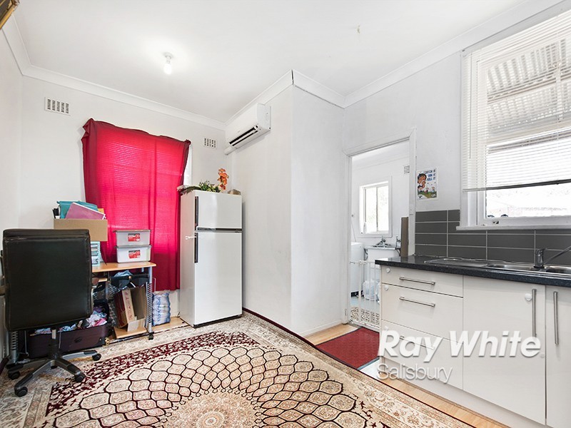 8 Chillingworth Road, Elizabeth East SA 5112