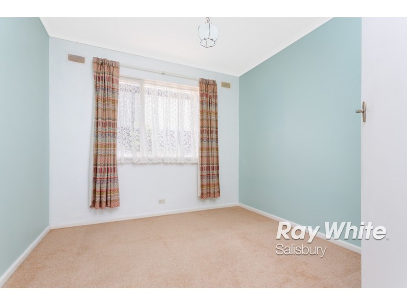 9 St Clair Avenue, Para Hills SA 5096